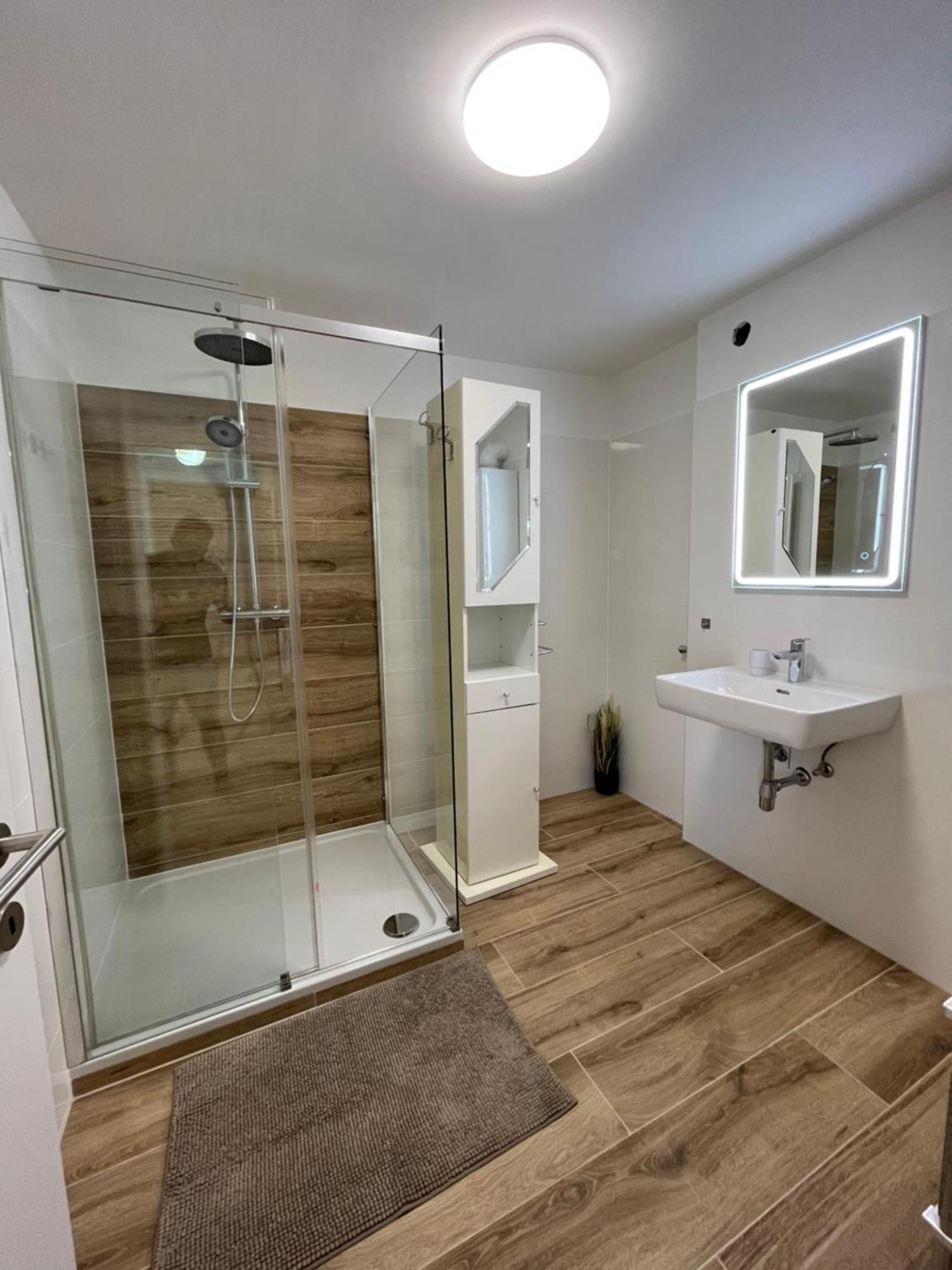 Apartamento Traum Mit Pool+balkon *